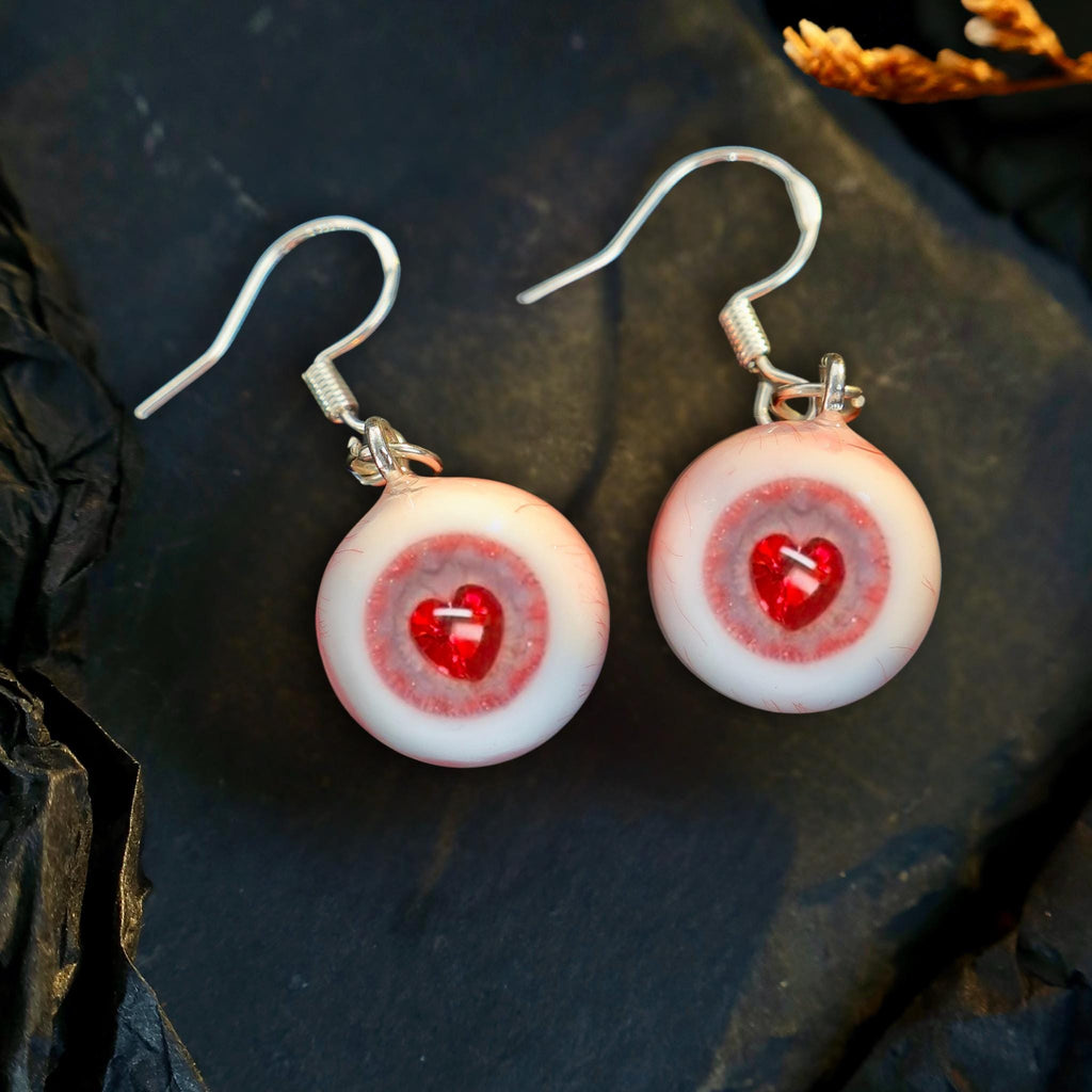 Cthulhu-Auge – Bloody Marys Pakt | Ohr-/Lippen-/Zungenpiercings 