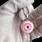 Cthulhu-Auge – Halskette mit blutiger Doppelpupille