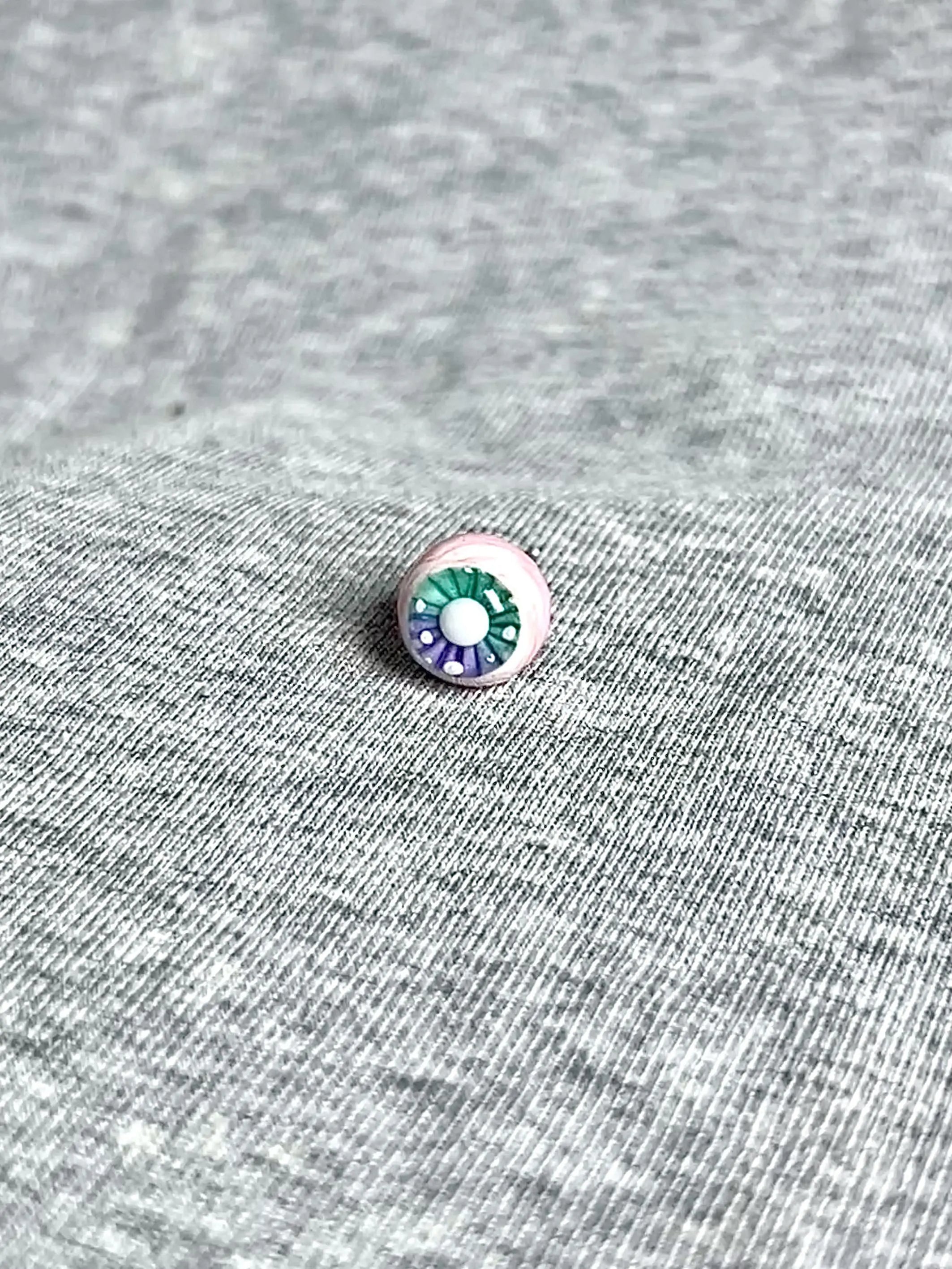 "Ghostly Pet" Mismatched Eyeball Studs - Aurora Iris (Bone & Moon)