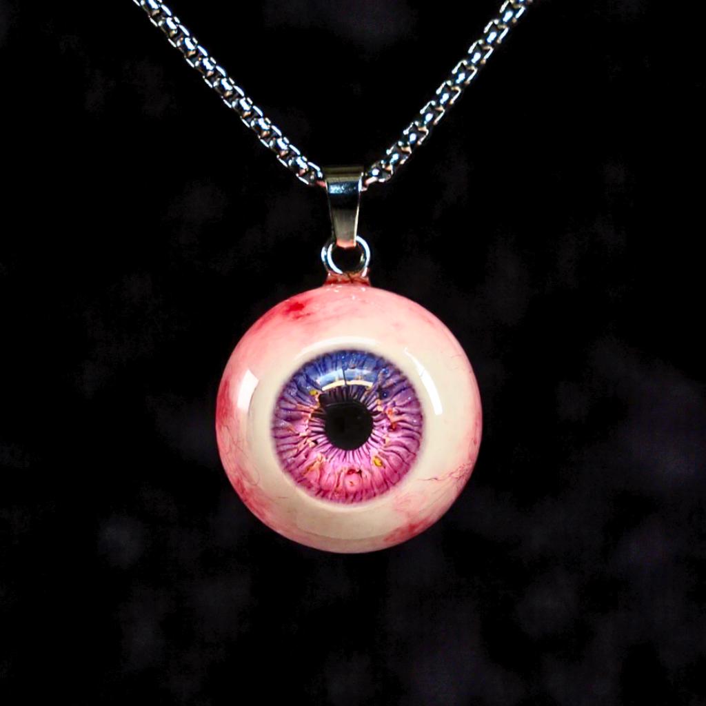 Cthulhu-Auge – Halskette mit blutiger Doppelpupille