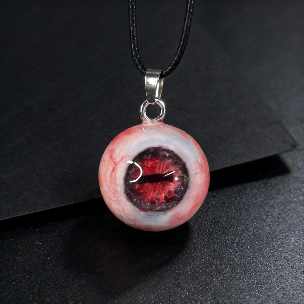 Cthulhu-Auge – Halskette mit blutiger Doppelpupille
