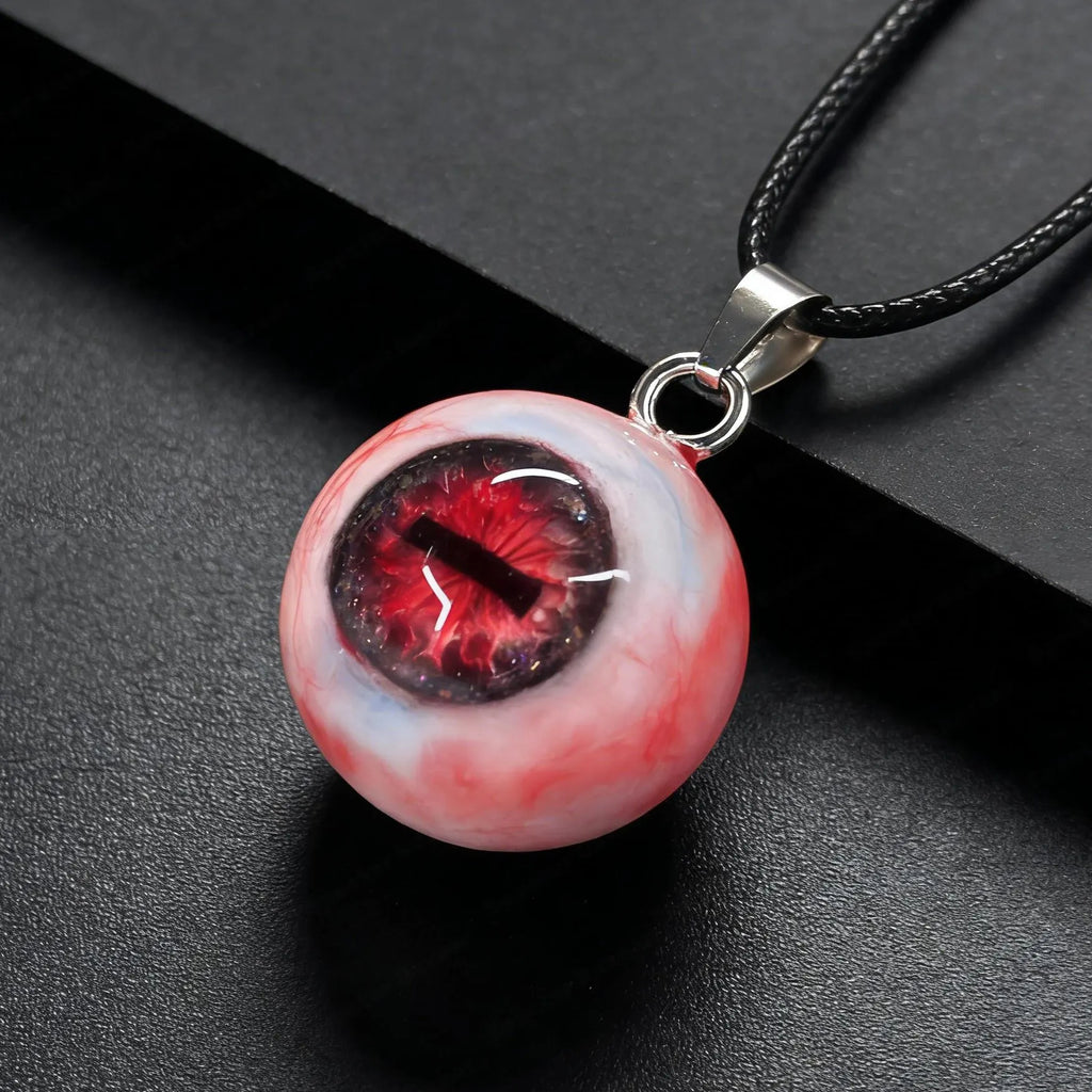Cthulhu-Auge – Halskette mit blutiger Doppelpupille