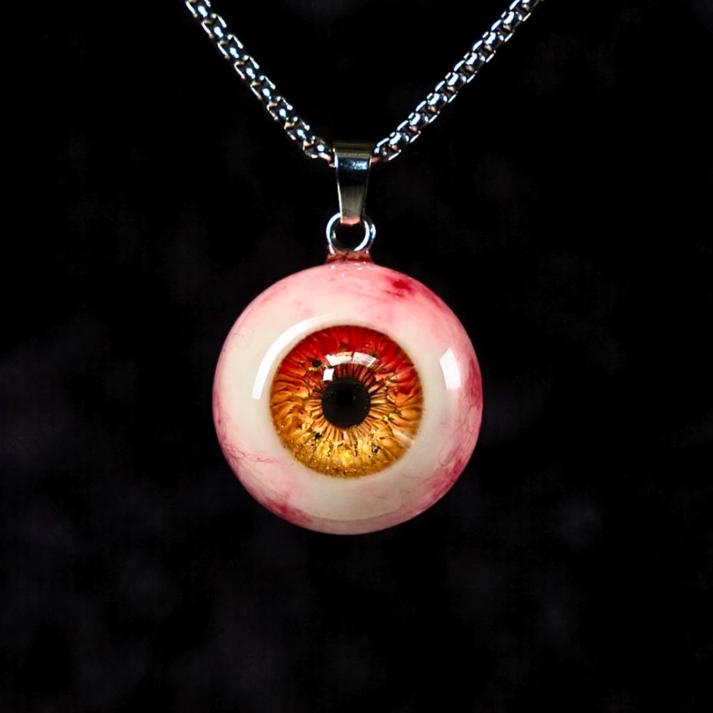 Cthulhu-Auge – Halskette mit blutiger Doppelpupille