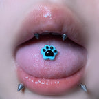 piercing de langue en résine rose et noire à motif de patte 