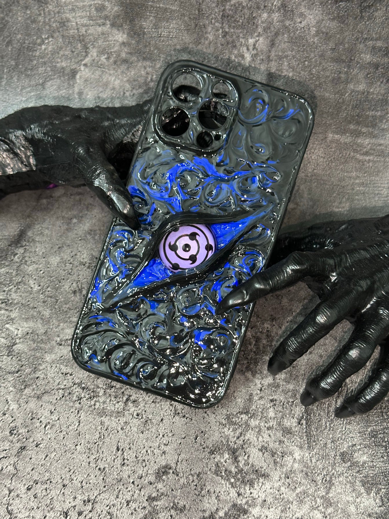 "Thousand Eyes" Cthulhu Monster 3D Phone Case | Textured Creepy Cute Cover