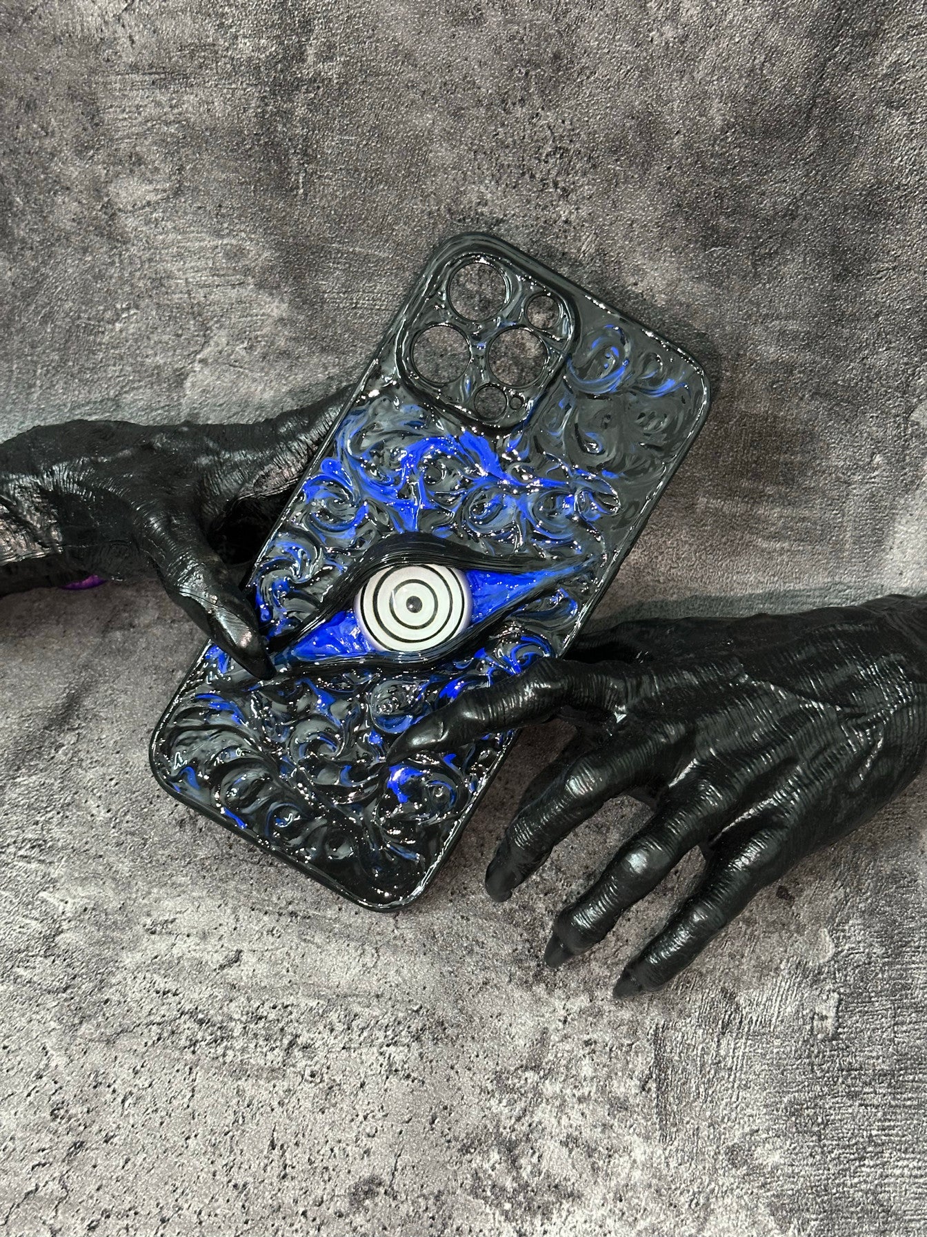 "Thousand Eyes" Cthulhu Monster 3D Phone Case | Textured Creepy Cute Cover