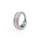 Bague d'oreille carrée en titane sertie de zirconiums cubiques irisés et massifs 