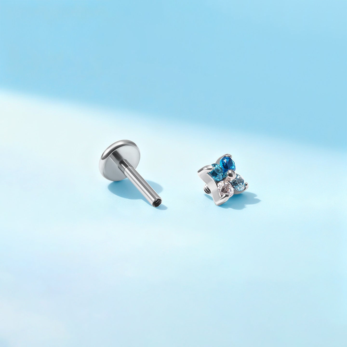 Boucles d'oreilles en titane et opale en forme de fleur de cerisier 