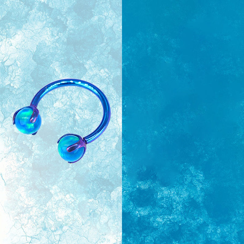 Ohrstecker aus Titan mit Innengewinde und Aurora-Borealis-Opal 