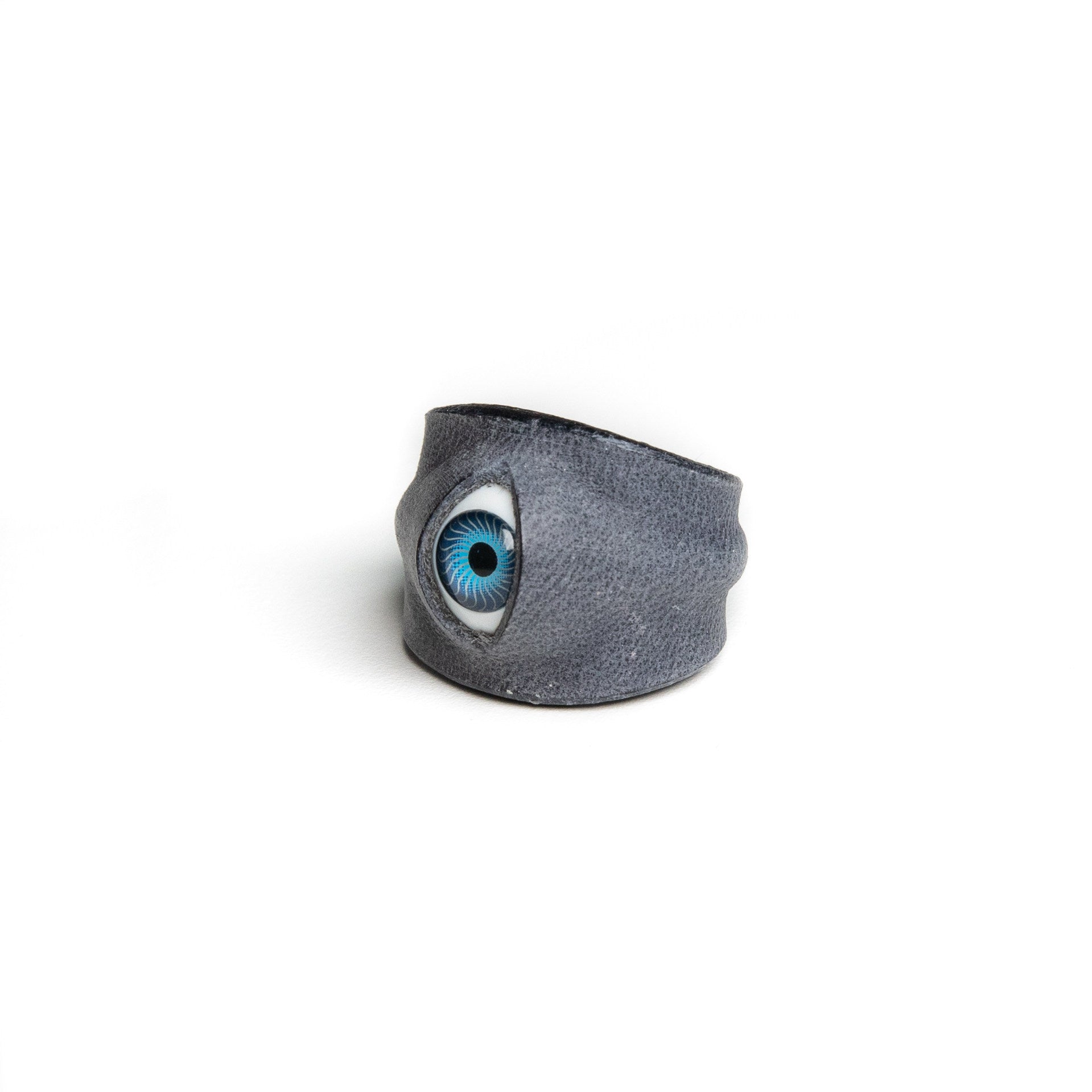Hyper-realistic Flesh Eye Ring | Creepy Human Skin Texture Jewelry
