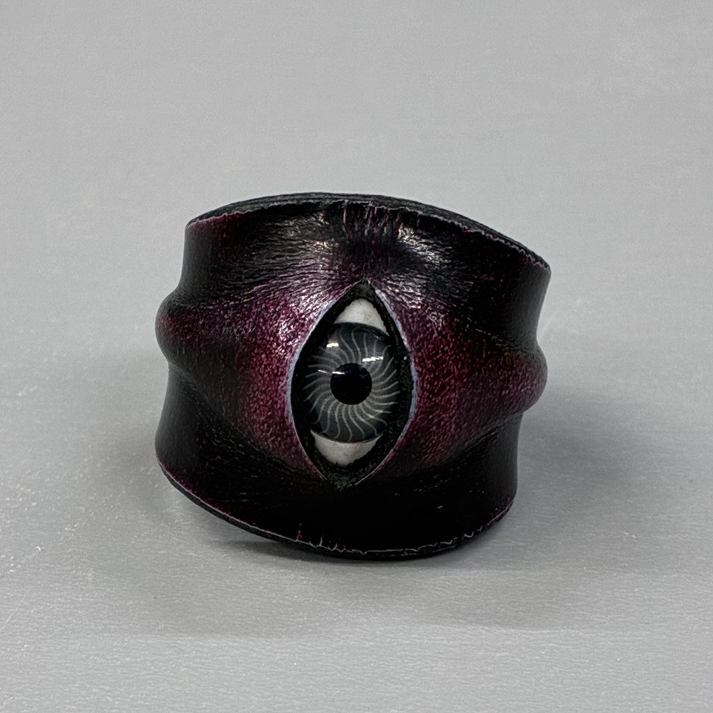 Hyper-realistic Flesh Eye Ring | Creepy Human Skin Texture Jewelry
