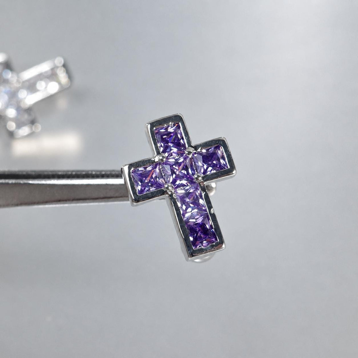 Square CZ Cross Titanium Belly Ring detail 7