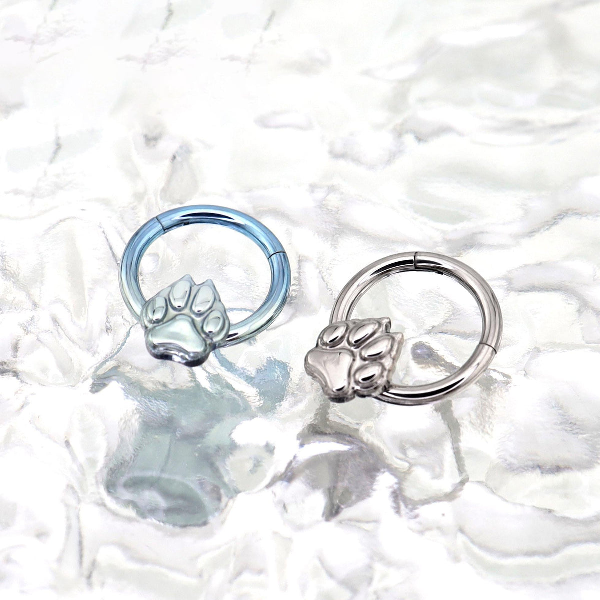 Titanium Paw Print Septum Clicker detail 2