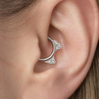 Titanium Crystal Cat Ear Septum Clicker detail 2