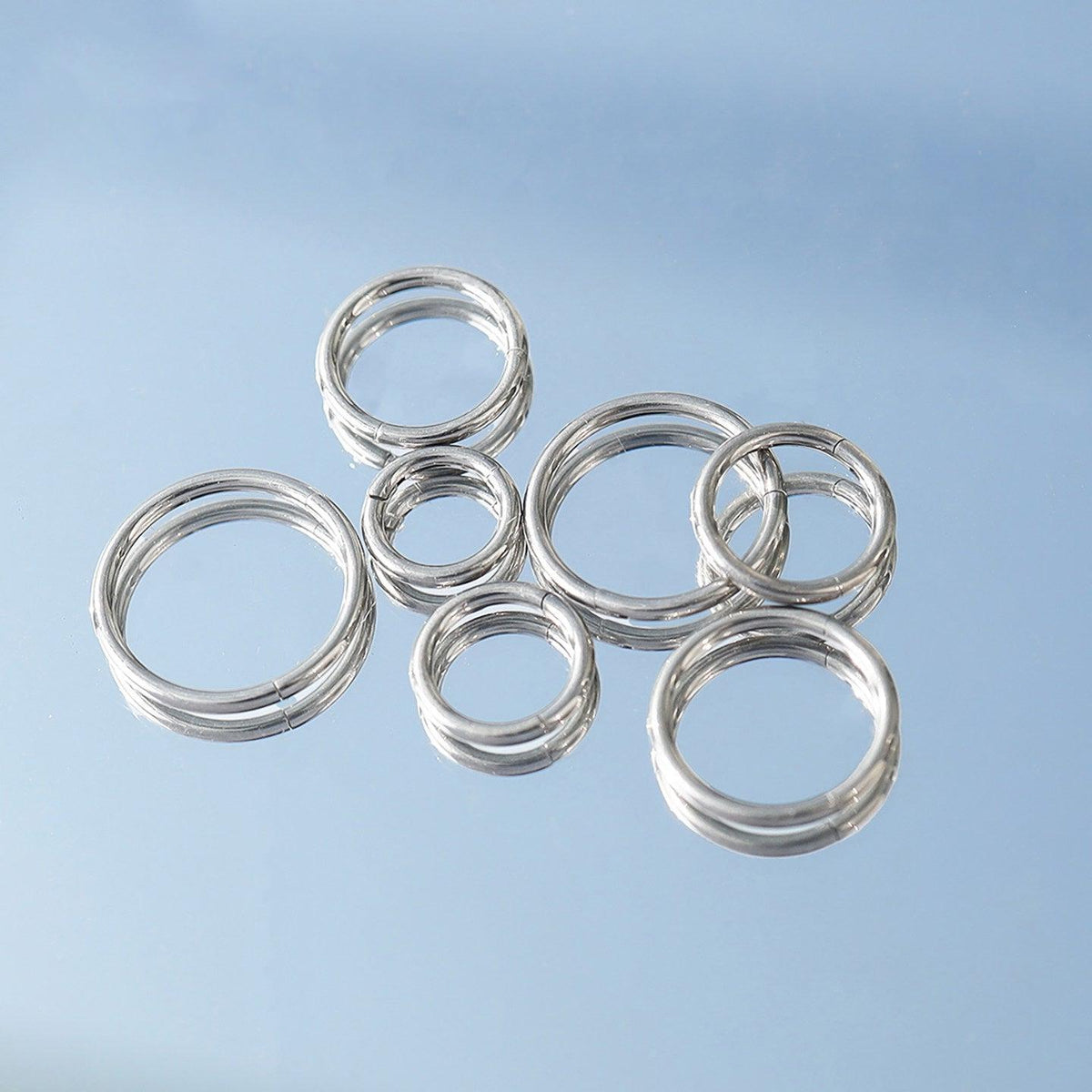 Titanium Double Hoop Septum Clicker detail 3