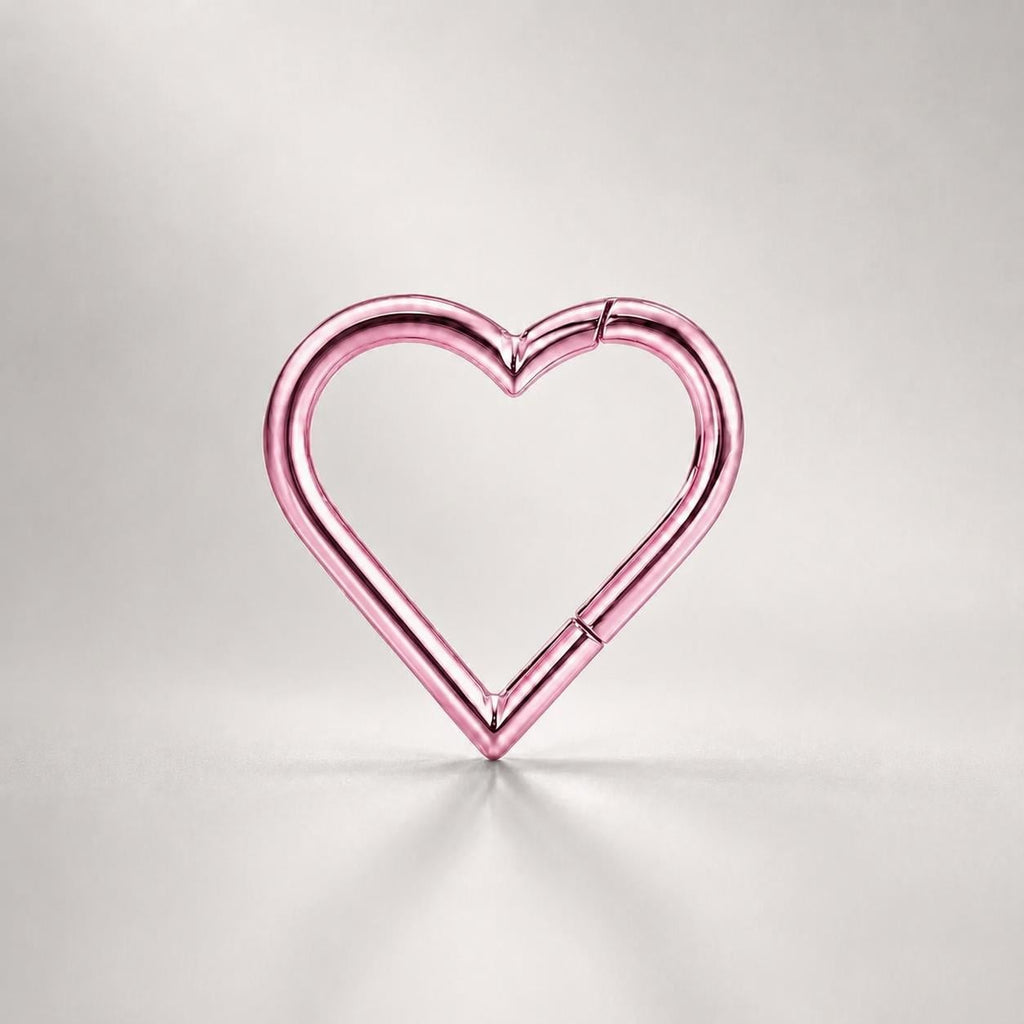 Titanium CZ Heart Septum Clicker detail 13