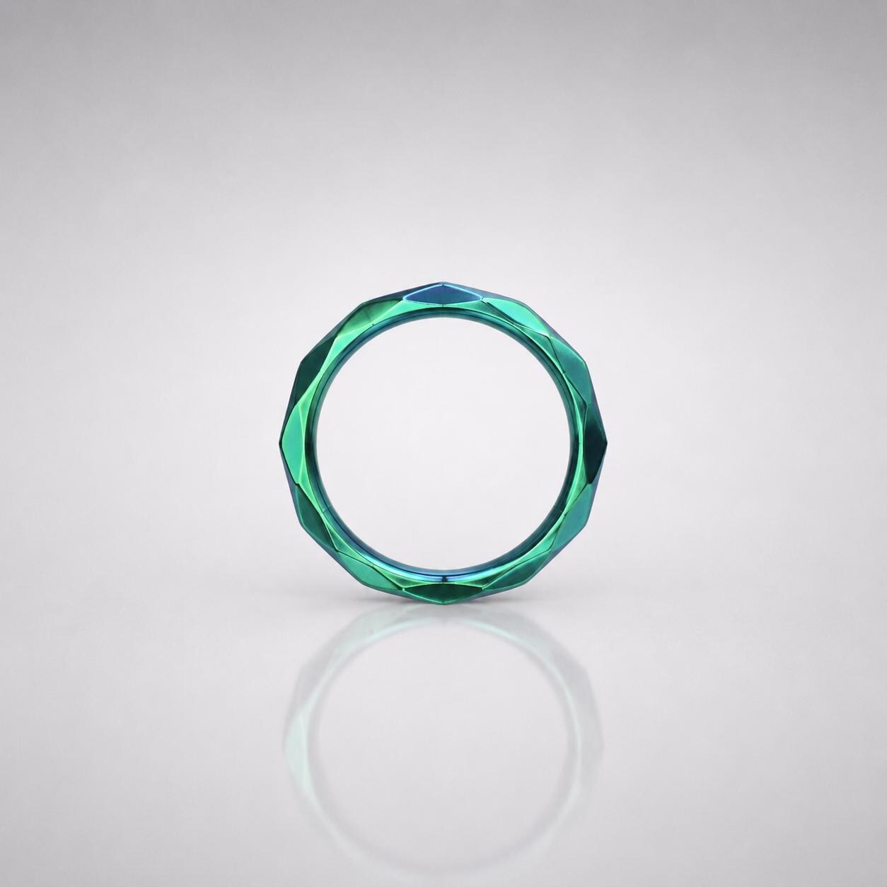 Titanium Geometric Faceted Septum Clicker detail 5