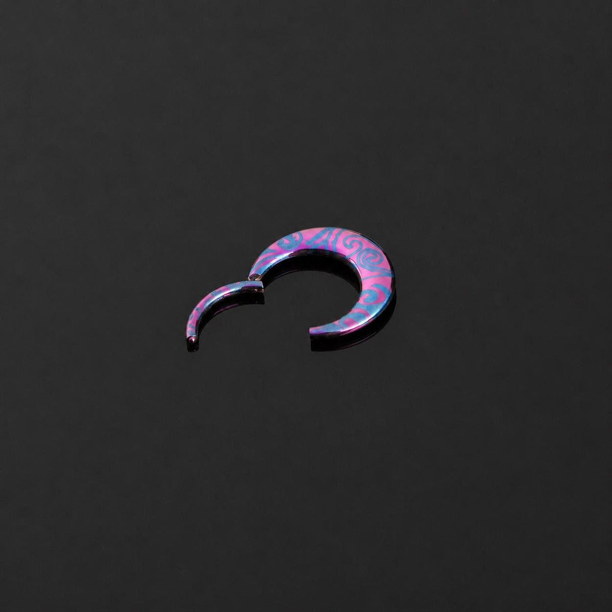 Titanium Crescent Septum Clicker detail 5