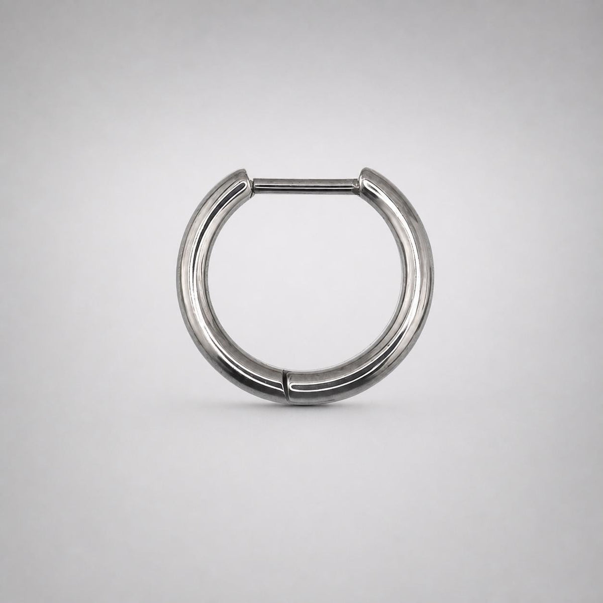 Titanium Classic Septum Clicker detail 6