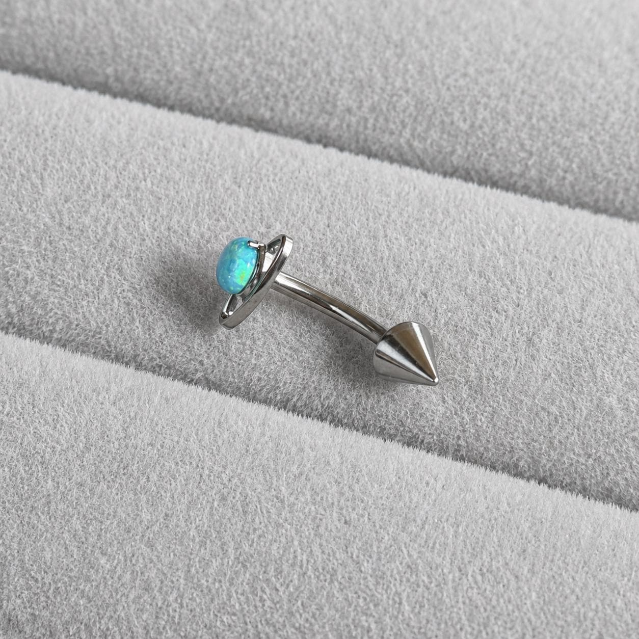Saturn Opal Titanium Eyebrow Barbell detail 3