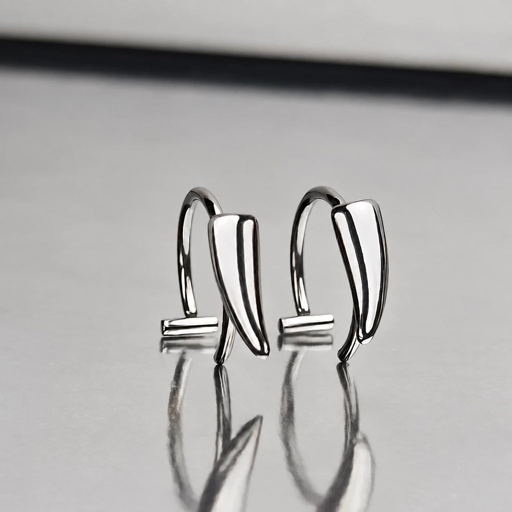 Vampire Fang Lip Cuffs detail 4