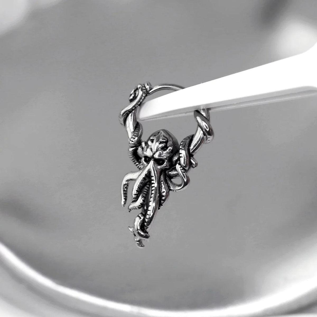 Cthulhu Tentacle Clicker Hoop Earring detail 6