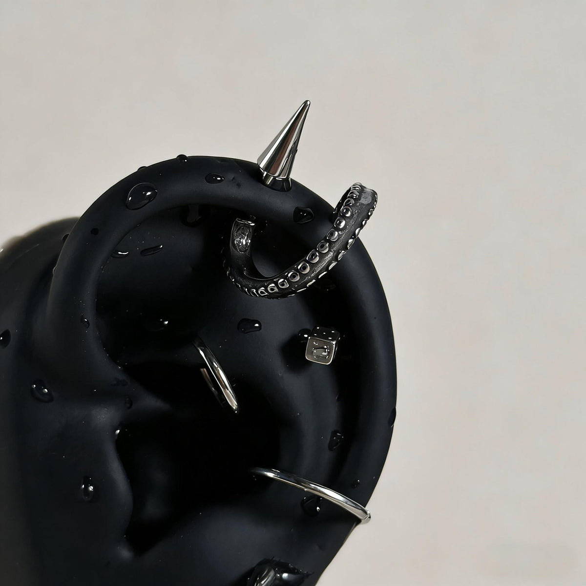 Cyberpunk Tentacle & Dice Ear Stack detail 4