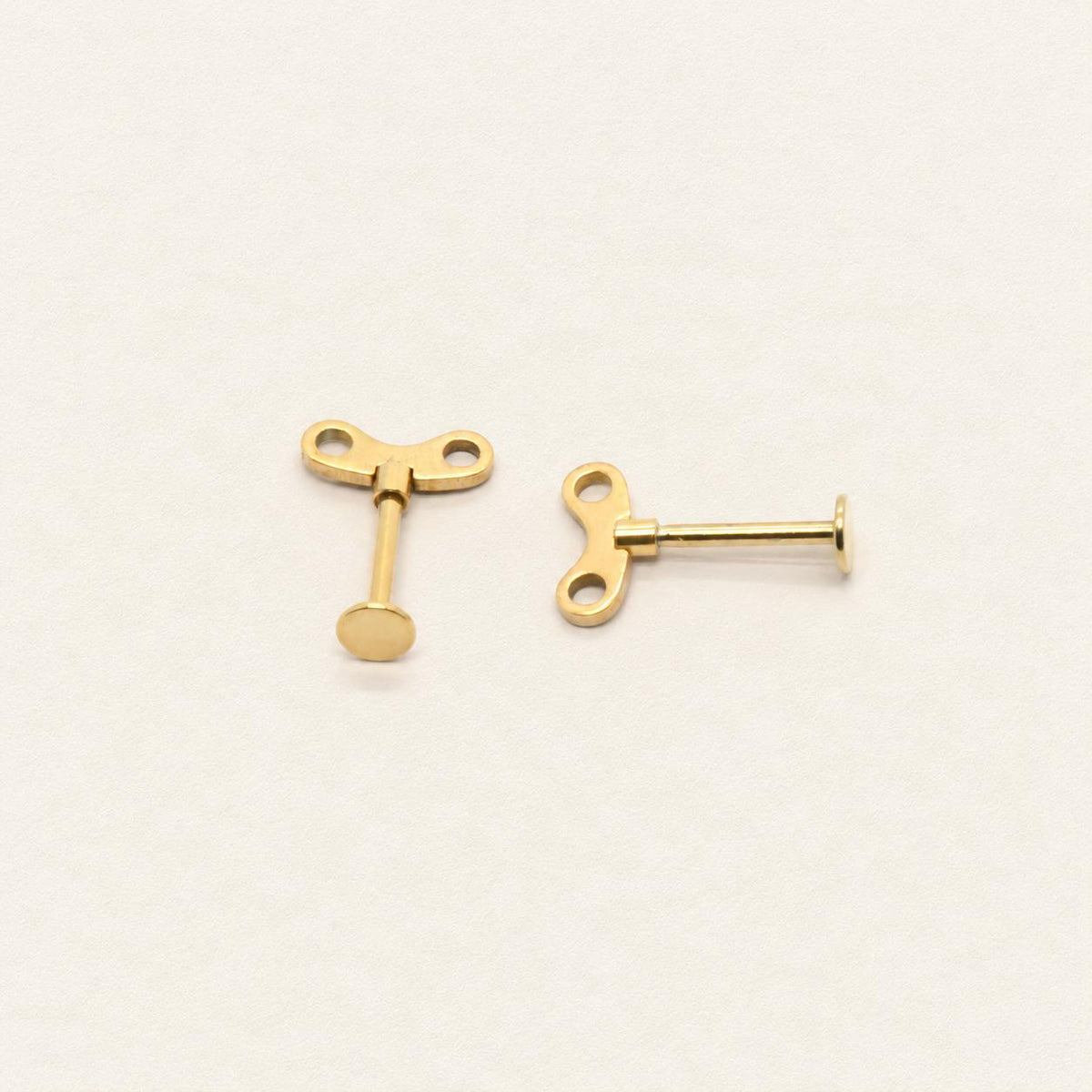 Wind-Up Doll Key Flatback Labret detail 8