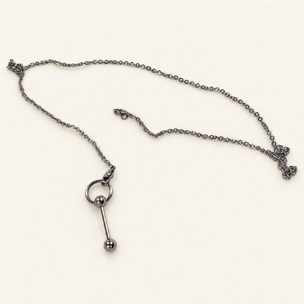 Gothic O-Ring Chain Tongue Ring detail 6
