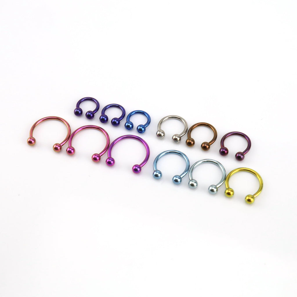 Classic Titanium Horseshoe Ring detail 6