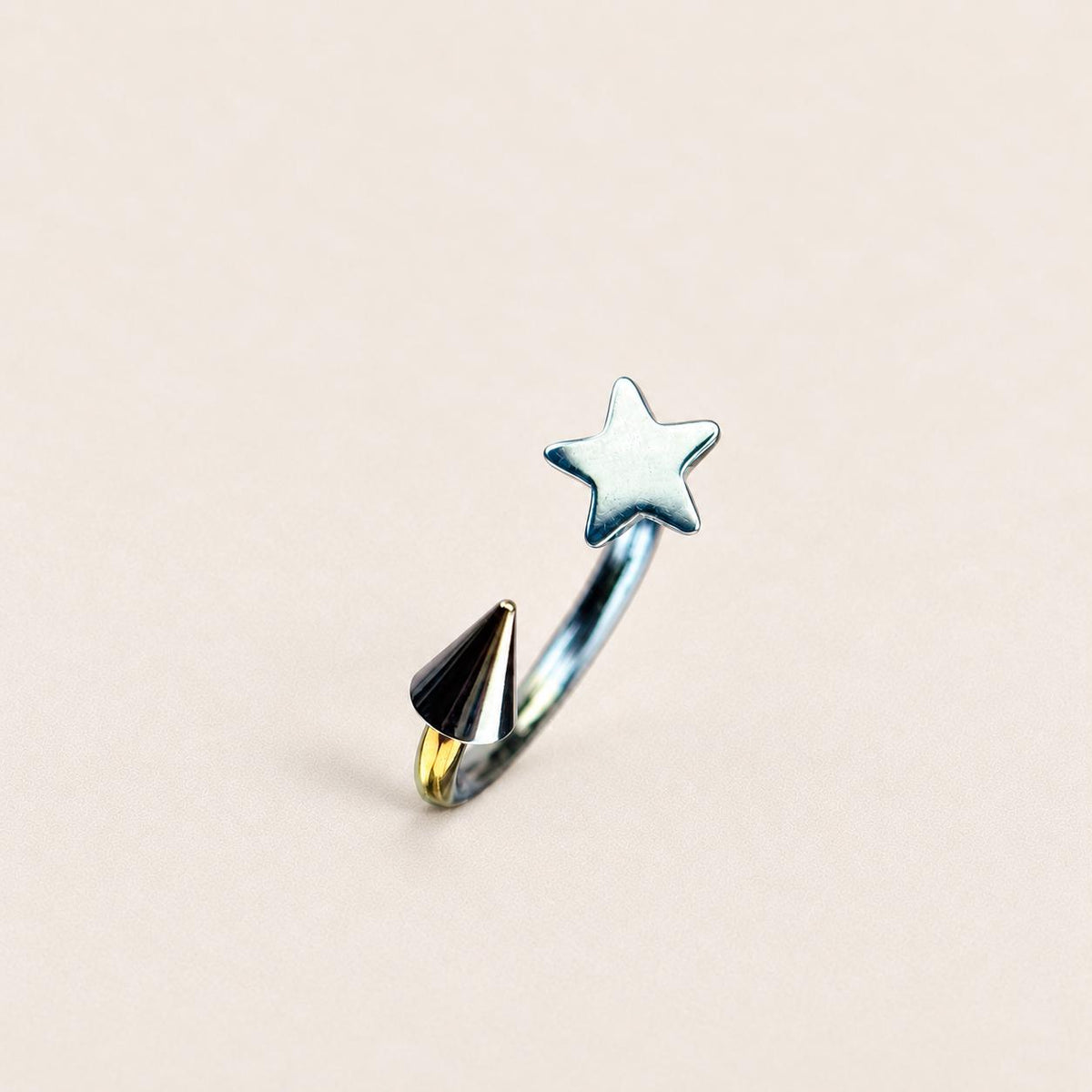 Celestial Star Spike Titanium Horseshoe Ring detail 11