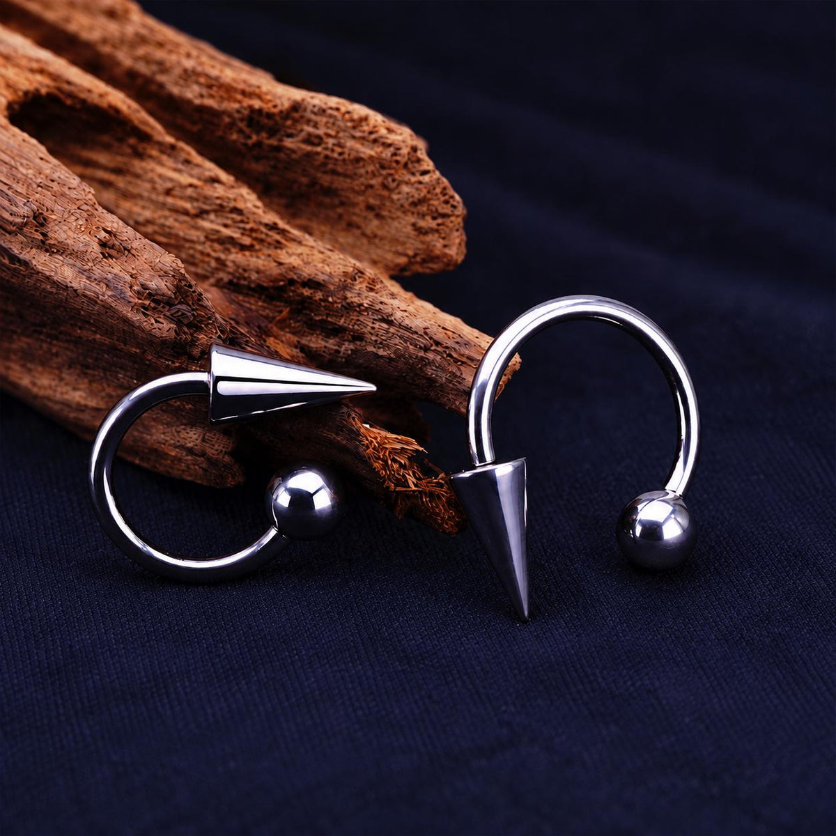 Spike & Ball Titanium Horseshoe Ring detail 7
