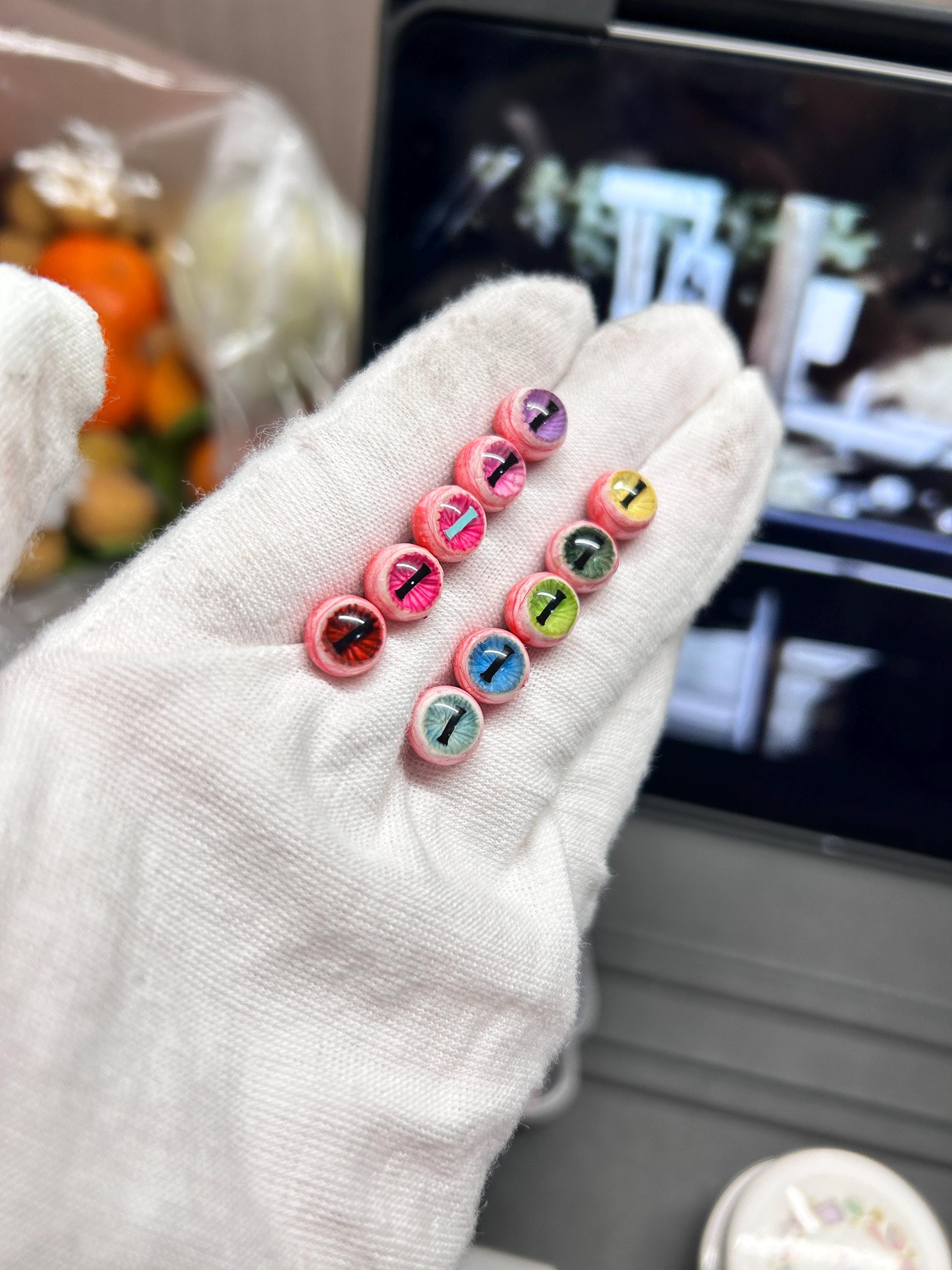 Cthulhu Eye - Lateral Slit Gaze | Ear/Tongue/Lip Titanium Studs