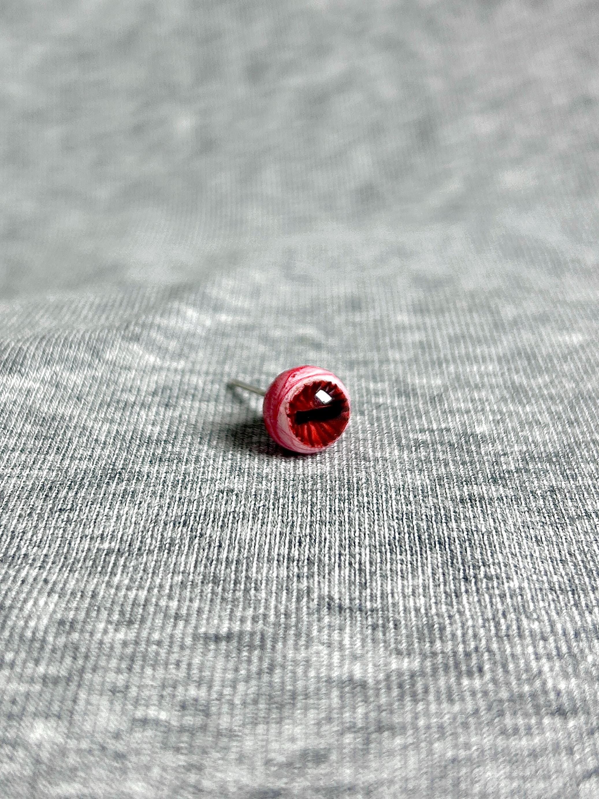 Cthulhu Eye - Lateral Slit Gaze | Ear/Tongue/Lip Titanium Studs