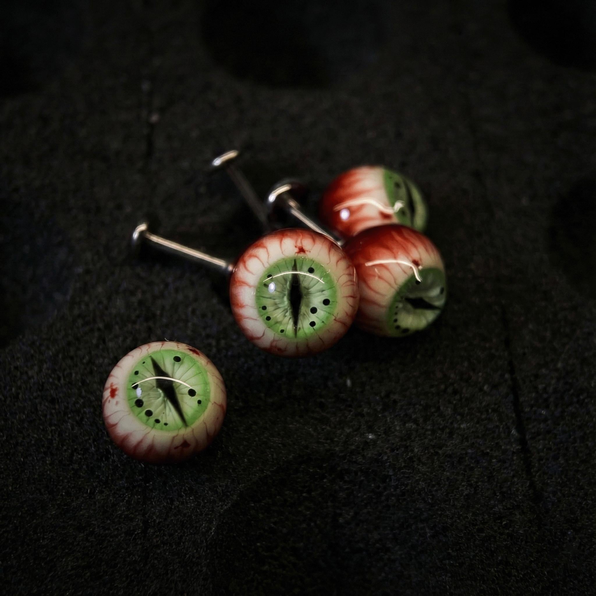 Cthulhu Eye - Fissure Iris | Ear/Tongue/Lip Titanium Studs