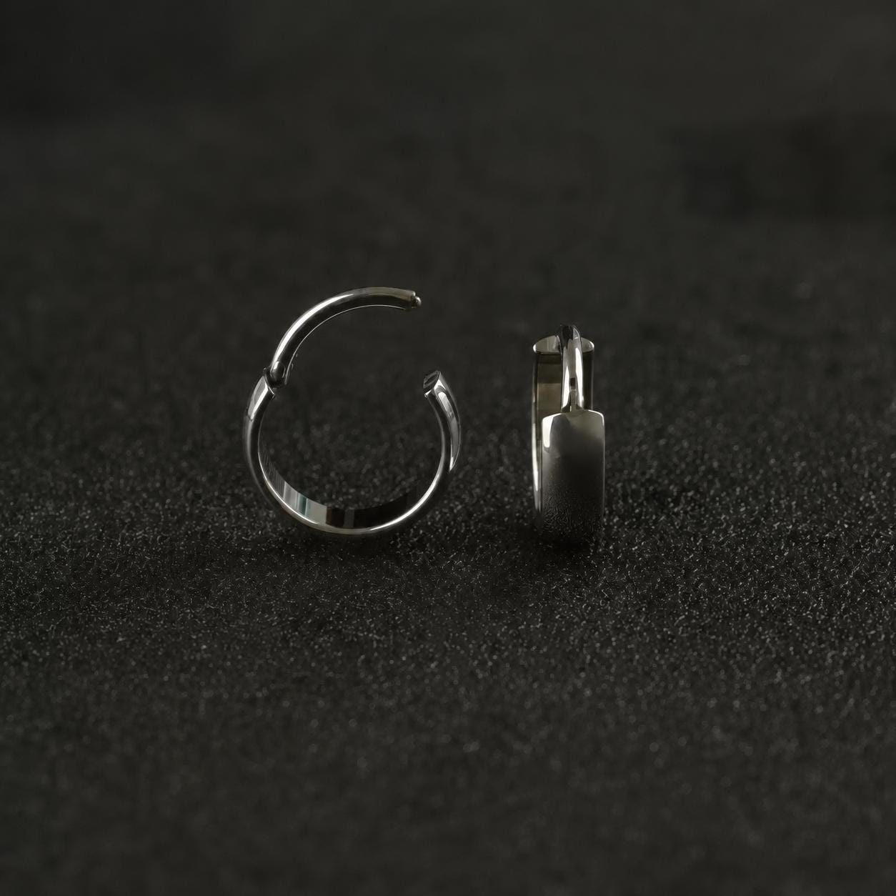 ASTM F136 Titanium Chunky Gold Septum Ring｜16G Hinged Clicker｜Minimalist Hoop Daith Jewelry｜Hypoallergenic｜Helix Conch Rook - Image 3