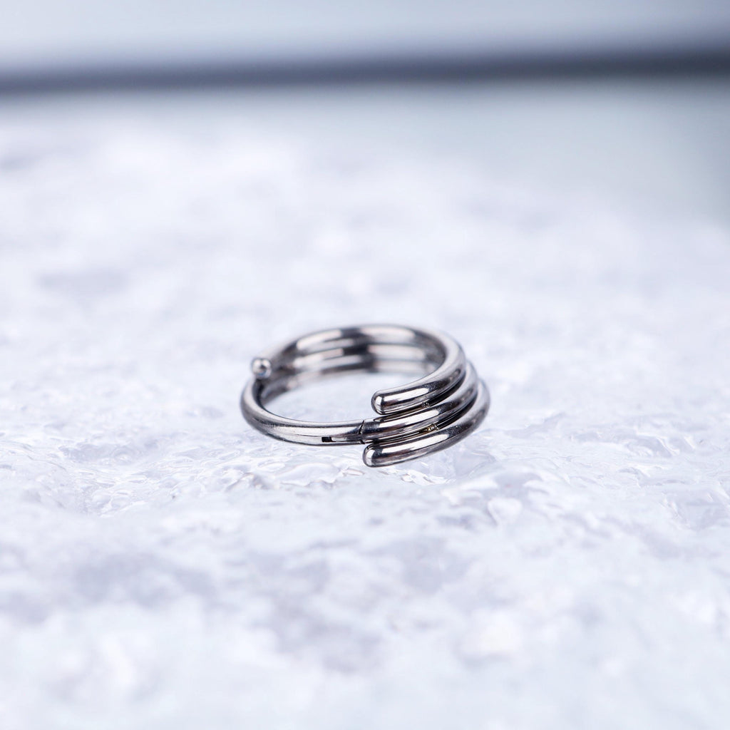 ASTM F136 Titanium Bow Septum Ring｜16G Hinged Clicker｜Cute Bow Daith Jewelry｜Hypoallergenic｜Helix Conch Rook Cartilage - Image 5