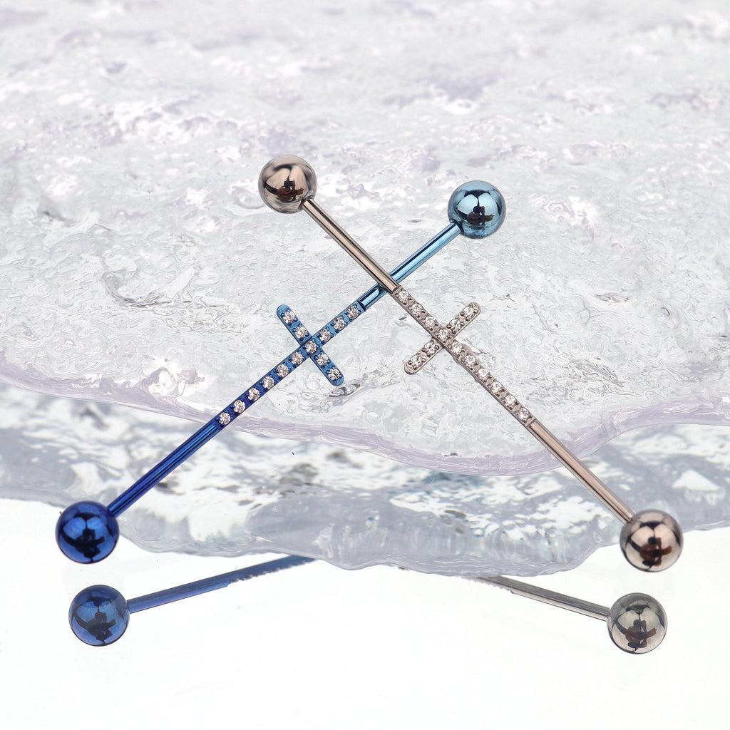 Pavé Cross industrial barbell detail 4