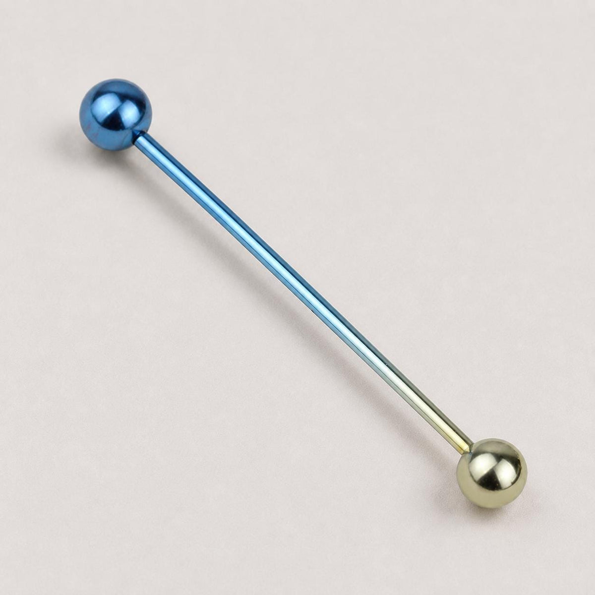 Gradient Ball & Spike industrial barbell detail 9
