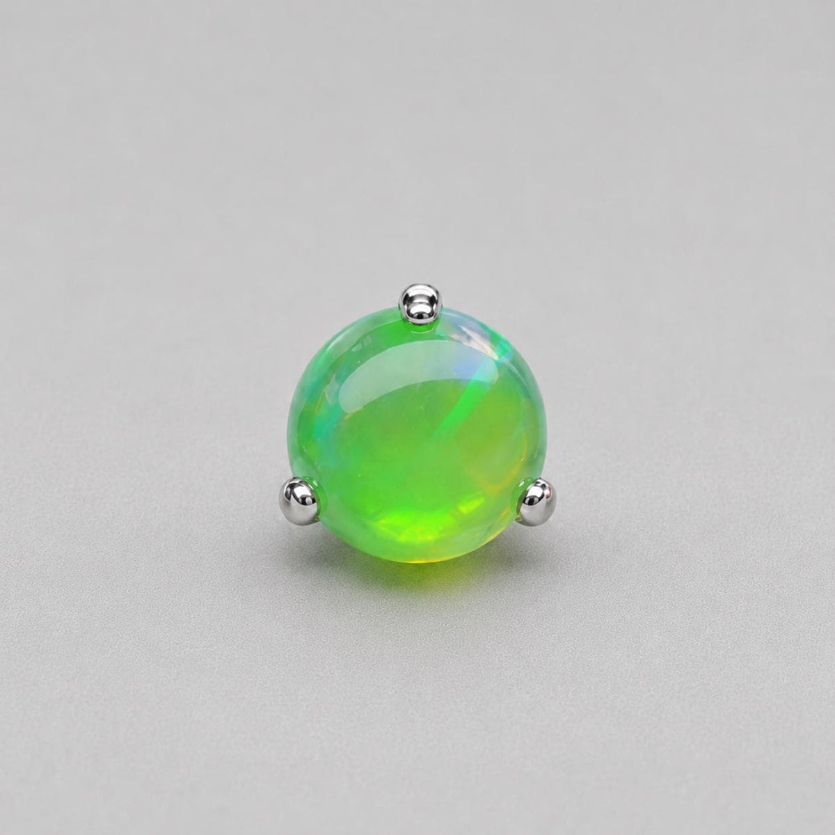Aurora Glow Jelly Opal OP518 Lime Green F136 Titanium piercing top