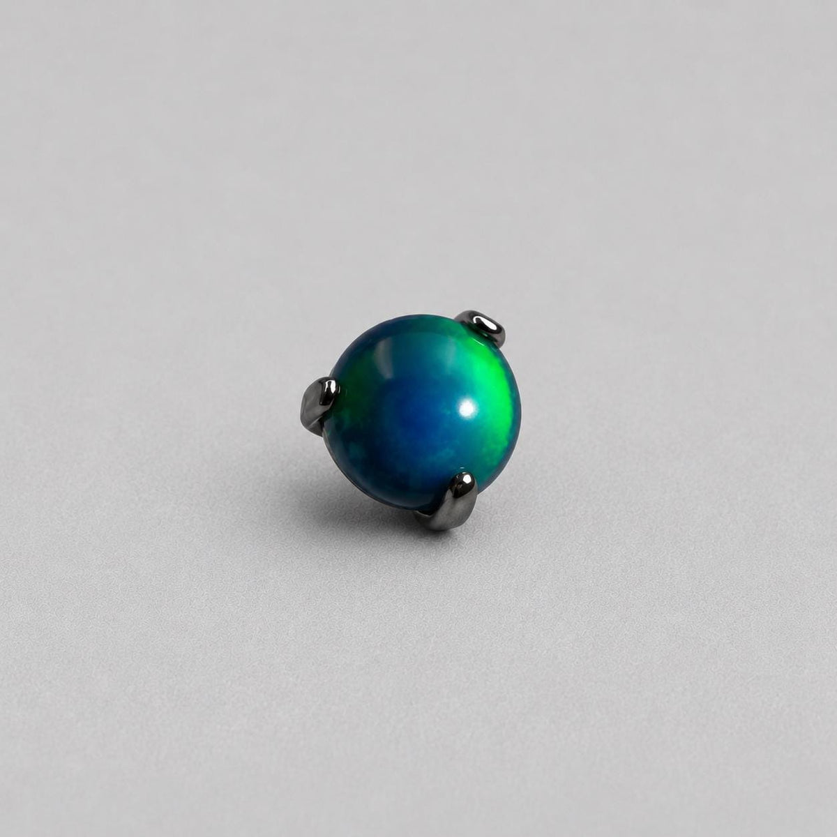 Nebula Orbit Opal AN335 Deep Teal F136 Titanium piercing top