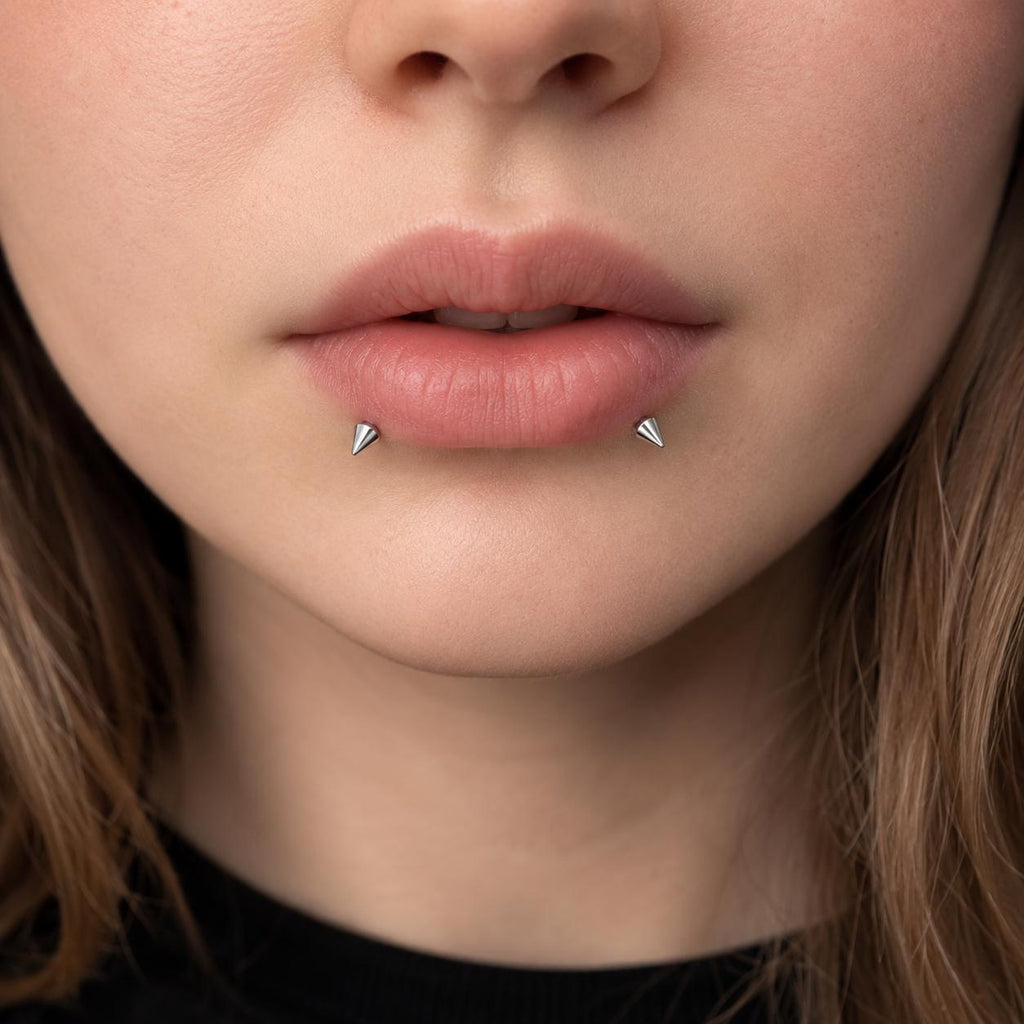 Multi-Fit Spike End F136 Titanium piercing top detail 2