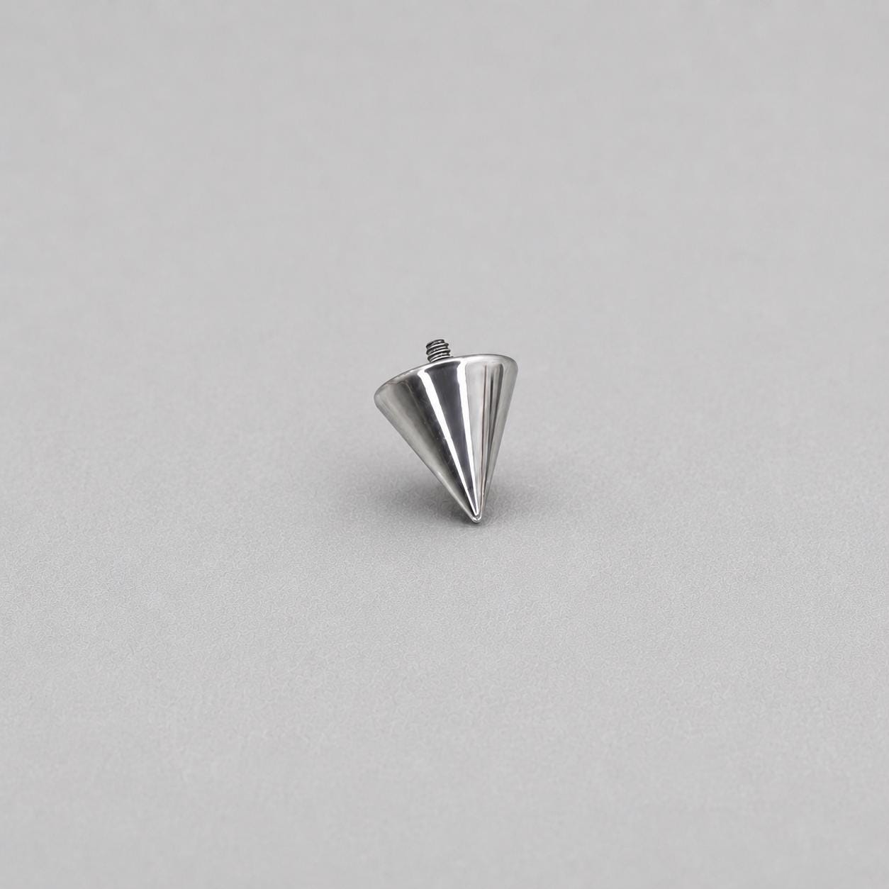 Multi-Fit Spike End F136 Titanium piercing top detail 5