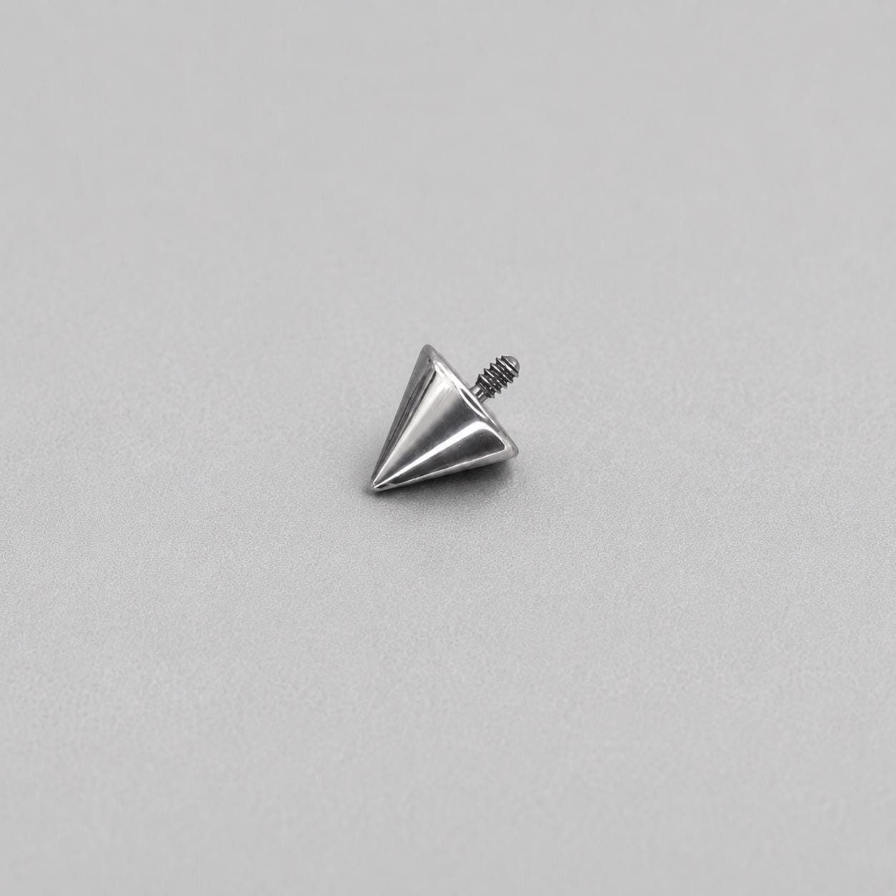 Multi-Fit Spike End F136 Titanium piercing top detail 8
