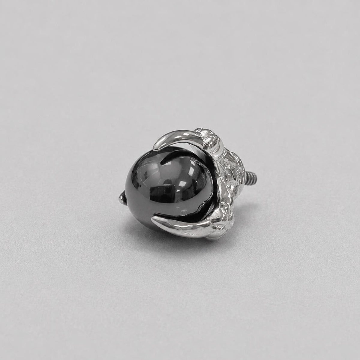 Dragon-Claw Crystal Ball Black F136 Titanium piercing top