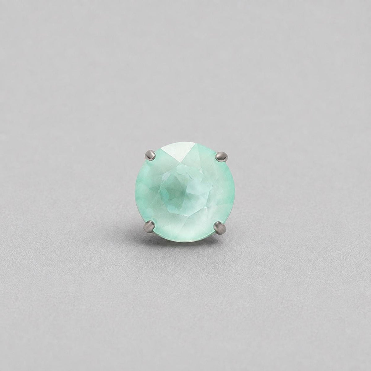 Round-Cut CZ Mint Green F136 Titanium piercing top