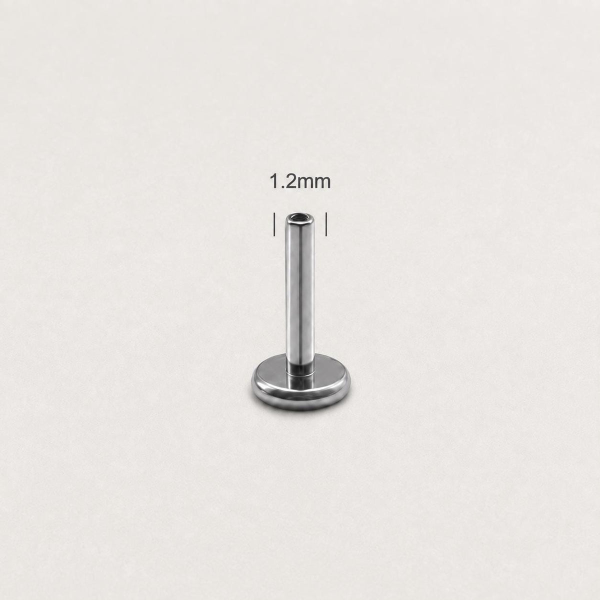 ETSY 4544719810 | IMAGE 7 | Threadless Labret Post