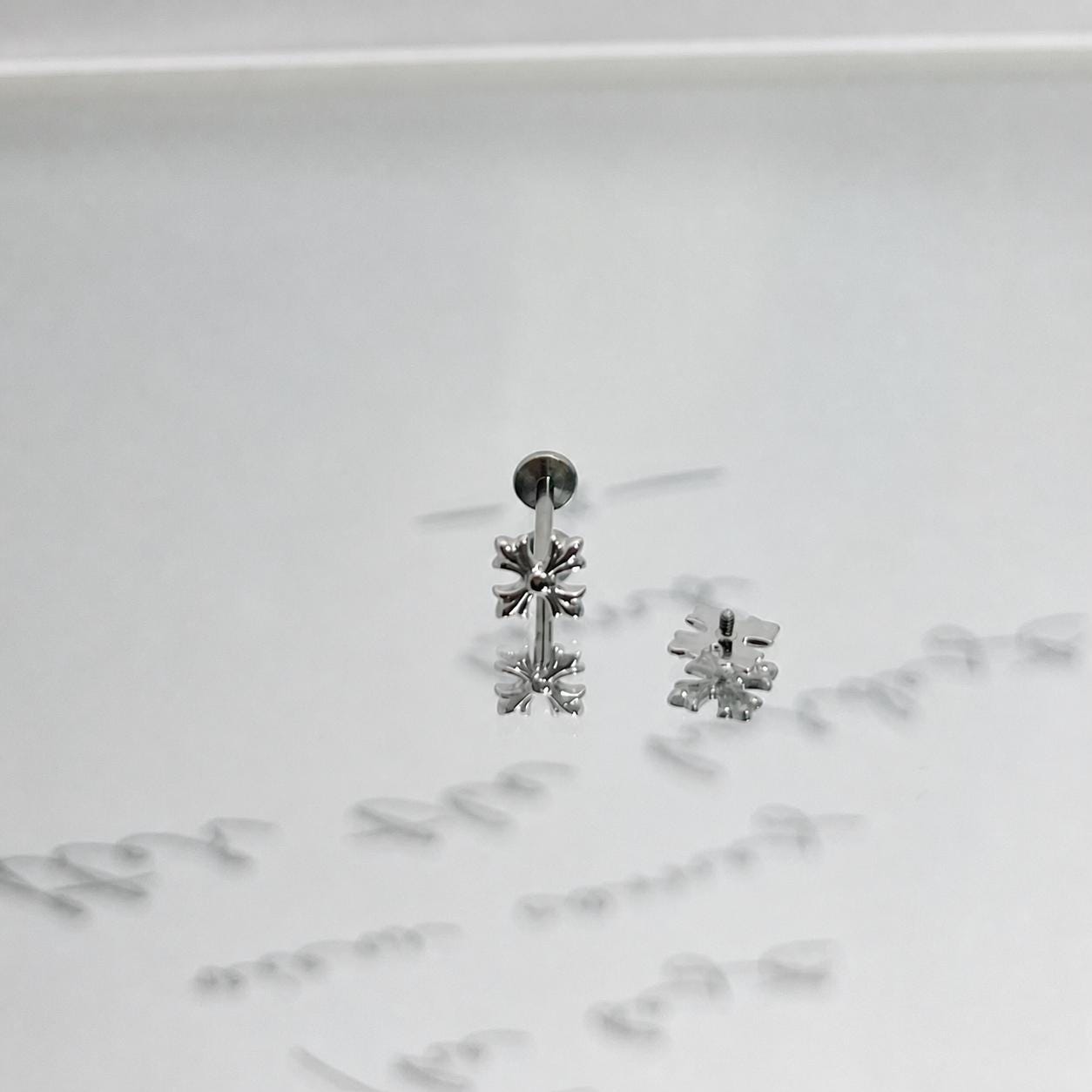 Gothic Cross F136 Titanium flat-back jewelry image 05