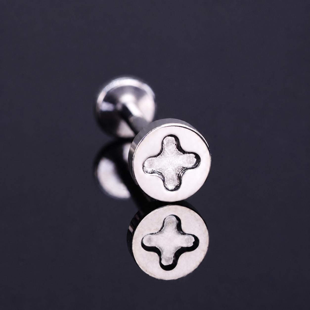 Screw Head F136 Titanium flat-back jewelry image 04