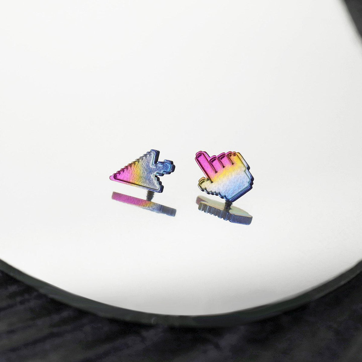 Pixel Cursor F136 Titanium flat-back jewelry image 05